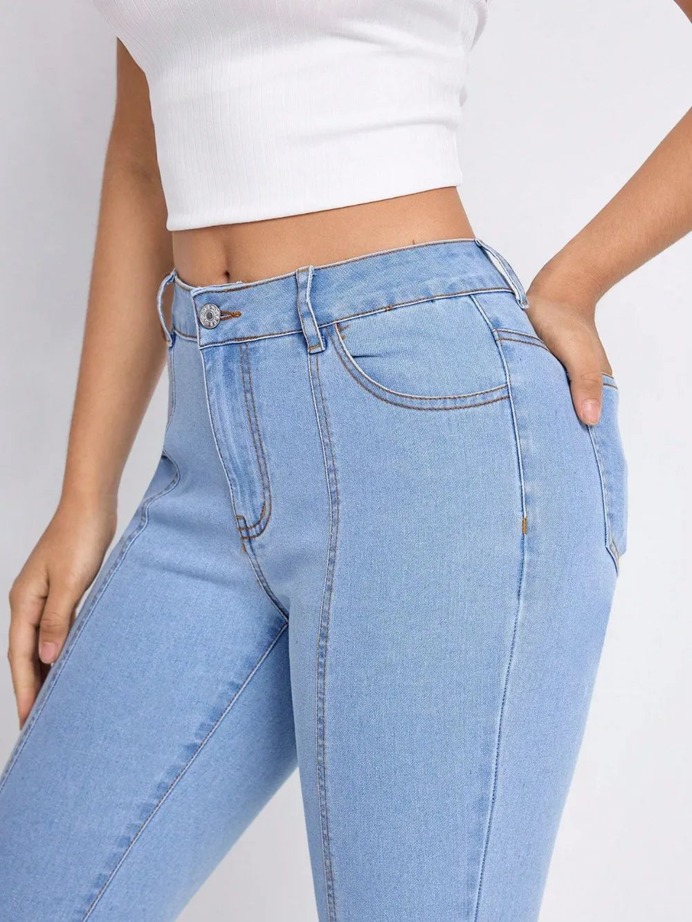 7140668d-be34-40e7-b19a-fc9a992eb552-Max