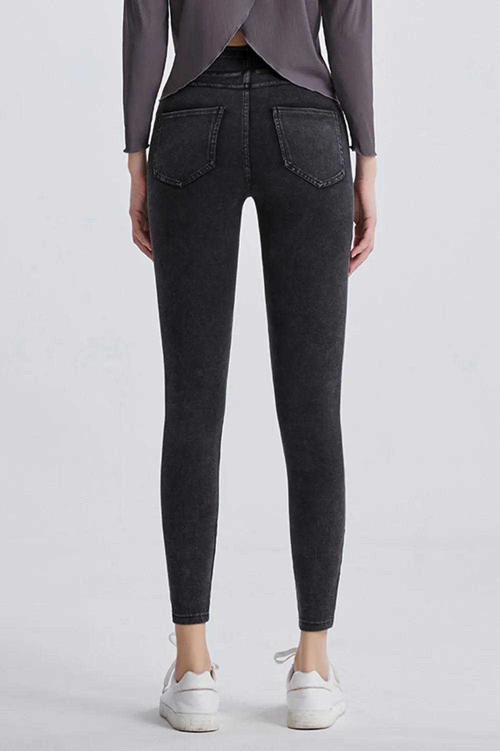 9d3637ad-5c57-4aa9-9563-f9c0c00227c4-Max