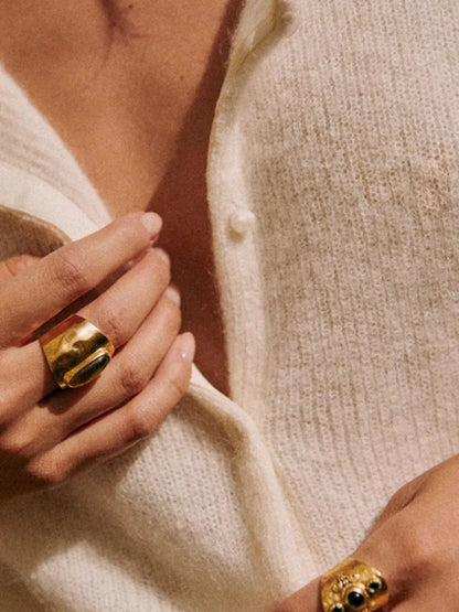 d579c982-49d3-4bbf-b033-7d36e950730c-Max